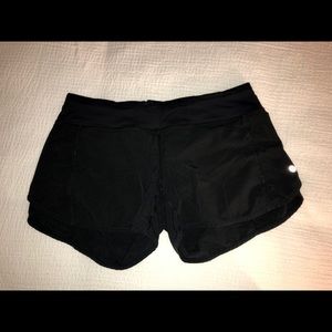 3/4 Speed Up Lululemon Black Shorts